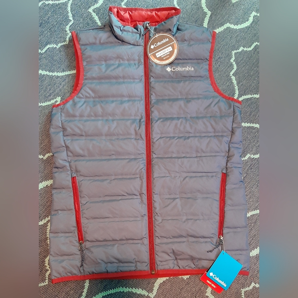 NWT Men's Columbia Lake 22 Full Zip Down Vest Heat Seal Dark Blue Maroon Size S